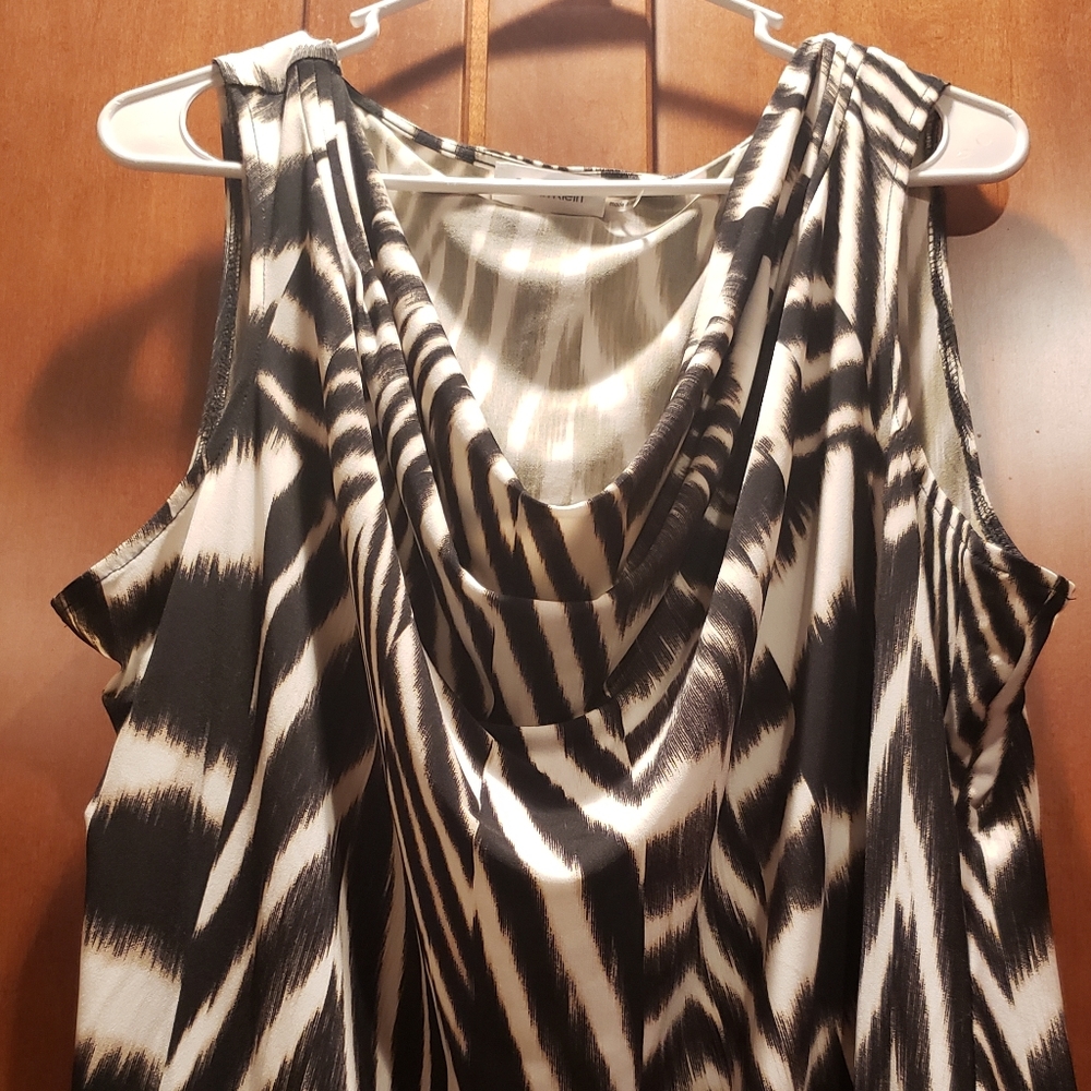 Sleeveless blouse